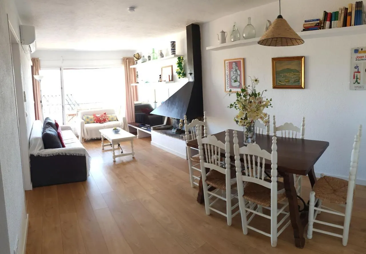 Marquina Apartment Cadaques